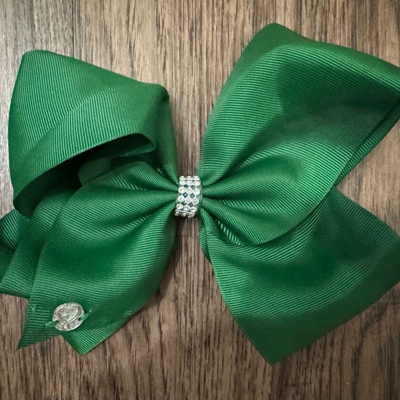 Jojo Siwa Holiday Large Green, Red, and White Hair Bows - Picture 2 of 5